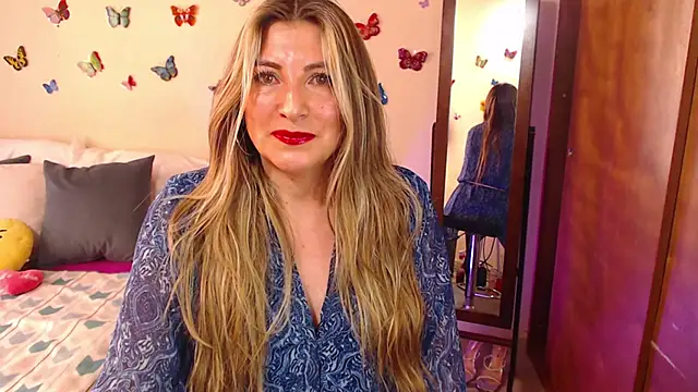 Jolie-Mature online show from December 2024 10:26:02 PM