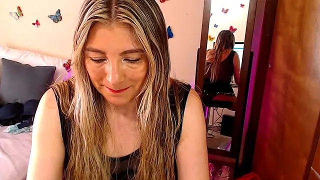 Snapshot of Jolie-Mature chatting on October 2025 09:33:01 PM Jolie-Mature online show from October 2025 09:33:01 PM