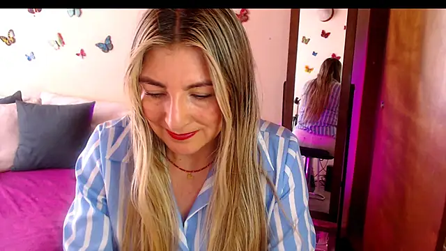 Snapshot of Jolie-Mature chatting on November 2025 07:56:02 PM Jolie-Mature online show from November 2025 07:56:02 PM