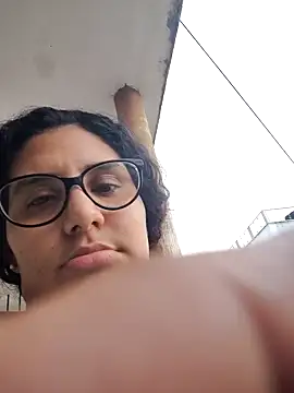 DanielleEvans  online show from February 2025 10:32:01 PM