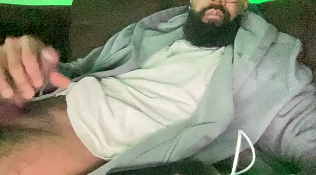 Snapshot of waveonce- chatting on March 2025 05:54:01 AM waveonce- online show from March 2025 05:54:01 AM