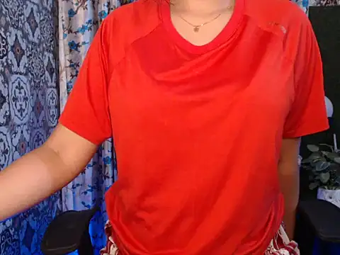 Snapshot of The_Divine_Love chatting on October 2025 08:51:02 PM The Divine Love online show from October 2025 08:51:02 PM