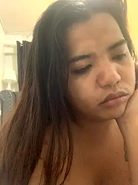 Snapshot of KeshaVictorina chatting on October 2025 12:29:01 PM KeshaVictorina online show from October 2025 12:29:01 PM