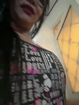 kelly dirty  online show from February 2025 05:36:01 PM