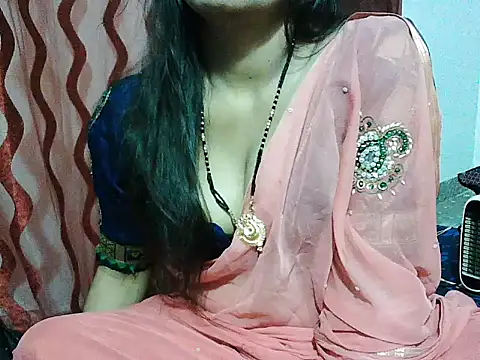 Snapshot of RukminiNew chatting on January 2025 06:17:01 PM RukminiNew online show from January 2025 06:17:01 PM