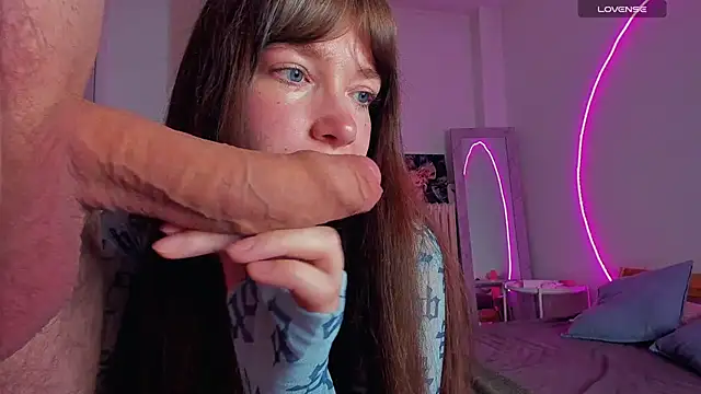 Snapshot of alicekaneky chatting on September 2025 11:21:01 PM alicekaneky online show from September 2025 11:21:01 PM