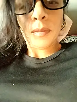  EvaQueen online show from November 2025 10:08:02 PM