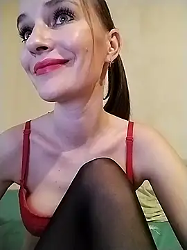 AimeeFair online show from November 2025 01:43:01 PM