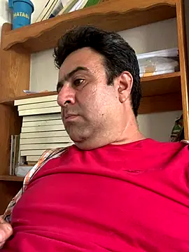 Snapshot of EmilianoGt chatting on October 2025 06:07:01 PM EmilianoGt online show from October 2025 06:07:01 PM