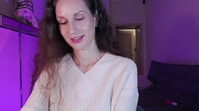 Snapshot of Mila_Anders chatting on October 2025 04:44:02 AM Mila Anders online show from October 2025 04:44:02 AM