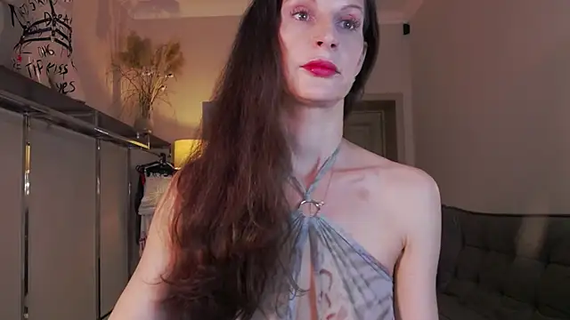 Snapshot of Mila_Anders chatting on October 2025 04:45:02 AM Mila Anders online show from October 2025 04:45:02 AM