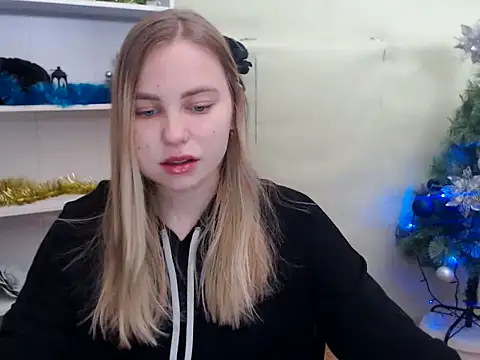 Snapshot of klerkarina chatting on December 2024 05:56:01 AM klerkarina online show from December 2024 05:56:01 AM