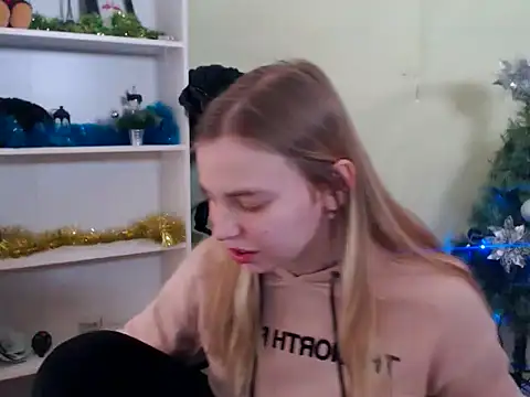 Snapshot of klerkarina chatting on December 2024 09:06:02 AM klerkarina online show from December 2024 09:06:02 AM