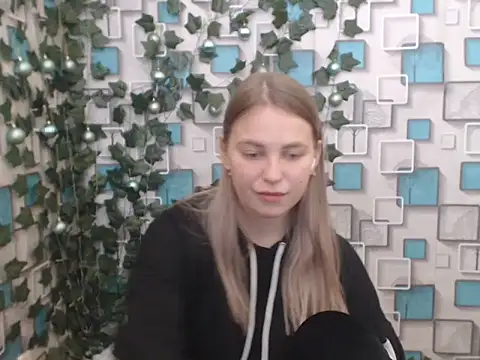 Snapshot of klerkarina chatting on January 2025 08:45:01 AM klerkarina online show from January 2025 08:45:01 AM