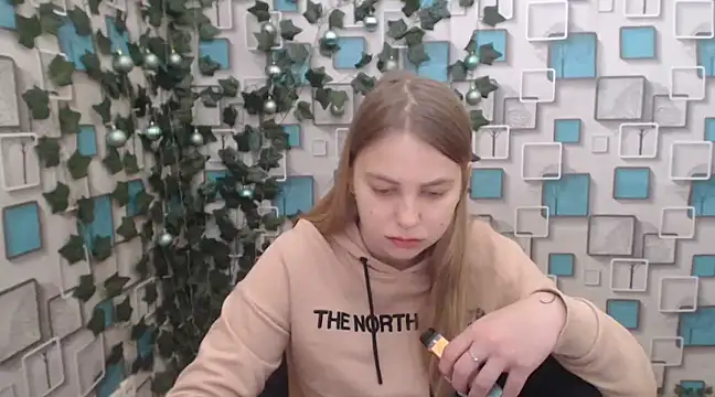 Snapshot of klerkarina chatting on January 2025 06:43:02 AM klerkarina online show from January 2025 06:43:02 AM