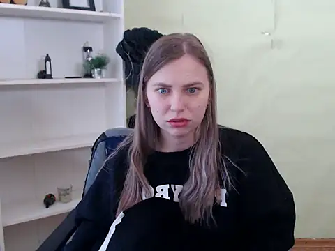 Snapshot of klerkarina chatting on February 2025 08:39:01 AM klerkarina online show from February 2025 08:39:01 AM