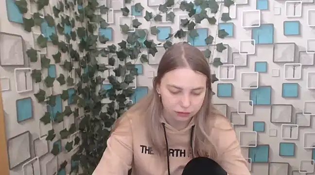 Snapshot of klerkarina chatting on March 2025 05:54:02 AM klerkarina online show from March 2025 05:54:02 AM