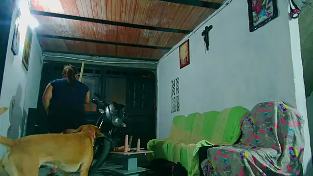 Snapshot of Diana_Lozano chatting on October 2025 10:02:01 AM Diana Lozano online show from October 2025 10:02:01 AM