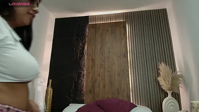 abby miller26 online show from December 2024 12:27:02 PM