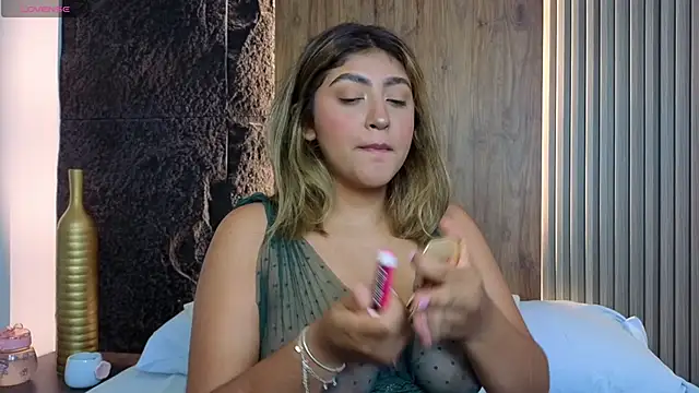 abby miller26 online show from October 2025 12:38:01 PM