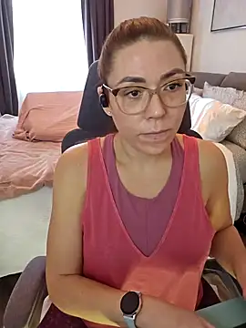 Snapshot of Ellie-L-Elizabeth chatting on December 2024 05:33:01 PM Ellie-L-Elizabeth online show from December 2024 05:33:01 PM