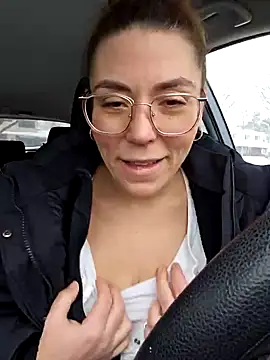 Snapshot of Ellie-L-Elizabeth chatting on January 2025 02:19:01 PM Ellie-L-Elizabeth online show from January 2025 02:19:01 PM