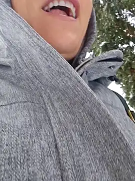 Snapshot of Ellie-L-Elizabeth chatting on February 2025 08:02:02 PM Ellie-L-Elizabeth online show from February 2025 08:02:02 PM