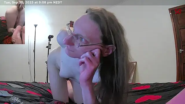 Snapshot of CDAdalyn chatting on September 2025 08:08:01 AM CDAdalyn online show from September 2025 08:08:01 AM