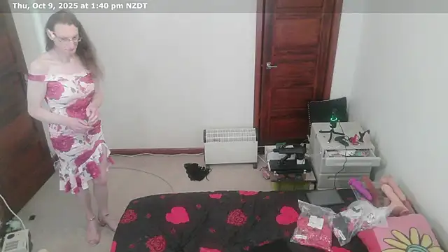 Snapshot of CDAdalyn chatting on October 2025 12:41:02 AM CDAdalyn online show from October 2025 12:41:02 AM