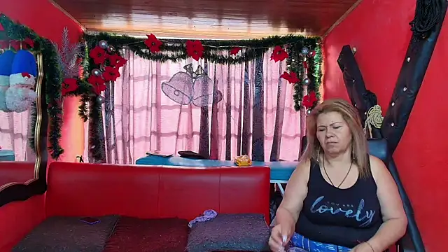 lesbiancuple online show from January 2025 01:42:02 PM