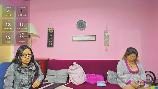 lesbiancuple online show from September 2025 12:10:01 PM