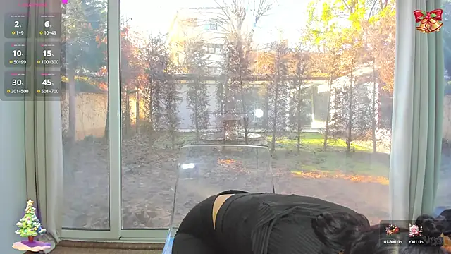 Sarabecker online show from December 2024 10:19:02 AM