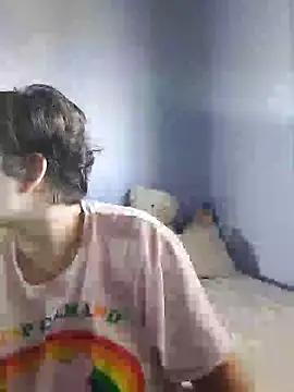 Lilmuh  online show from December 2024 06:52:01 PM
