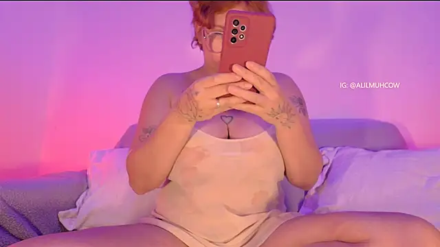 Snapshot of Lilmuh_ chatting on September 2025 12:15:01 AM Lilmuh online show from September 2025 12:15:01 AM