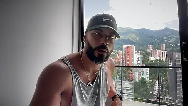 Snapshot of romeolovedark chatting on October 2025 06:16:02 PM romeolovedark online show from October 2025 06:16:02 PM