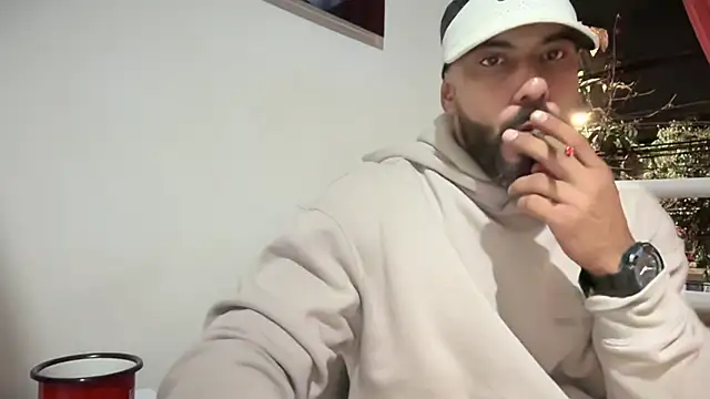 Snapshot of romeolovedark chatting on October 2025 04:34:01 AM romeolovedark online show from October 2025 04:34:01 AM