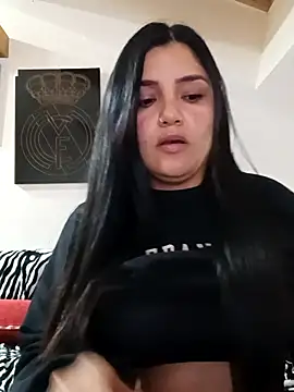 laura dirtyhot online show from October 2025 05:35:01 PM