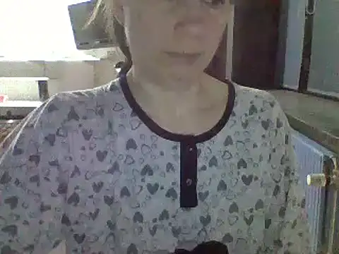 Moi Lina online show from December 2024 08:21:02 PM