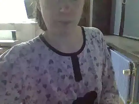 Moi Lina online show from December 2024 06:52:02 PM