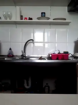 Moi Lina online show from September 2025 12:51:01 PM