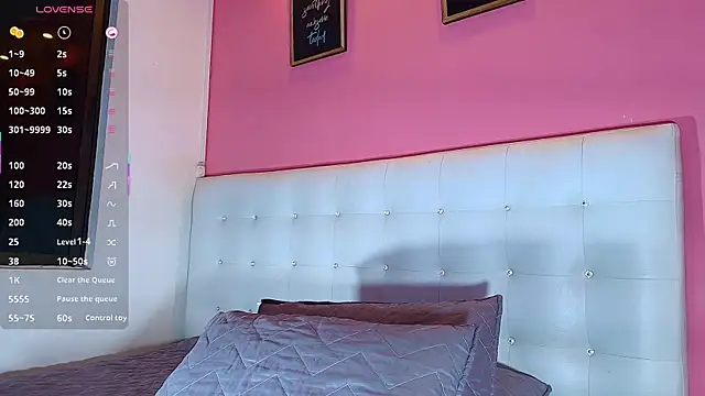 hornyhousekeeper  online show from March 2025 12:55:01 PM