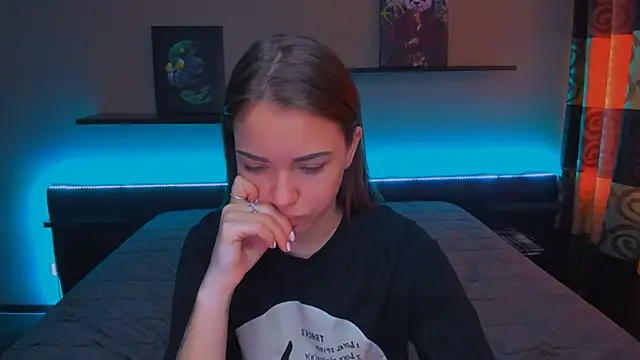 AlexaBarkley online show from January 2025 03:20:01 AM