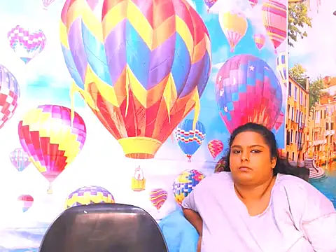 Snapshot of Indianfairy99 chatting on January 2025 10:27:02 PM Indianfairy99 online show from January 2025 10:27:02 PM