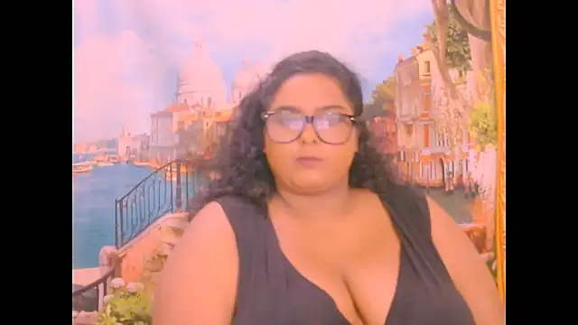 Snapshot of Indianfairy99 chatting on December 2025 12:25:01 PM Indianfairy99 online show from December 2025 12:25:01 PM