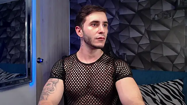 Snapshot of Latino_stud4u chatting on October 2025 11:27:02 PM Latino stud4u online show from October 2025 11:27:02 PM