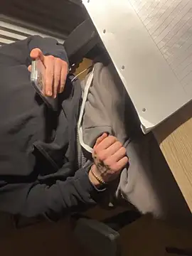 flawlessbigg online show from January 2025 04:22:02 PM