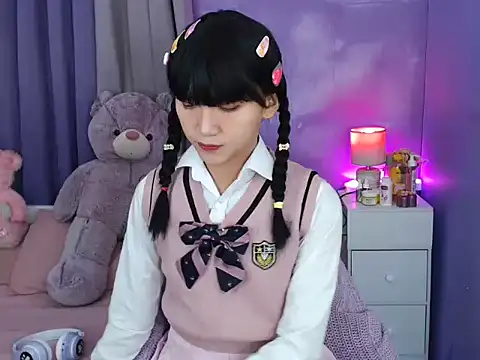 urlovelyfreya online show from October 2025 05:01:01 PM