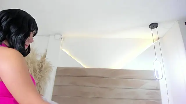 ValerieDiaz  online show from October 2025 12:14:02 PM