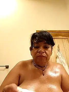 karlablue  online show from February 2025 07:38:02 PM