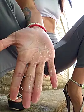 Snapshot of Yuky_ta chatting on October 2025 02:15:01 PM Yuky ta online show from October 2025 02:15:01 PM